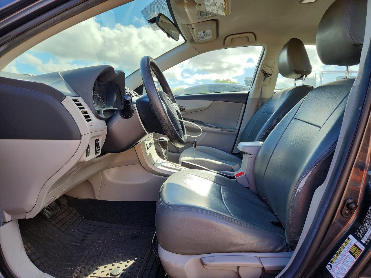 2012 Toyota Corolla L - Фото 7
