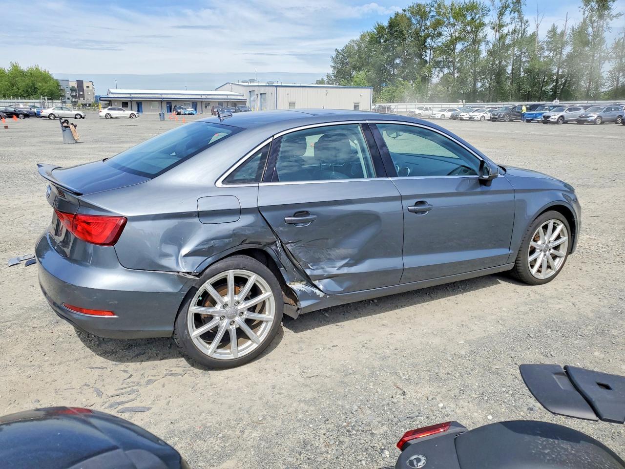 2015 Audi A3 Premium - Фото 3