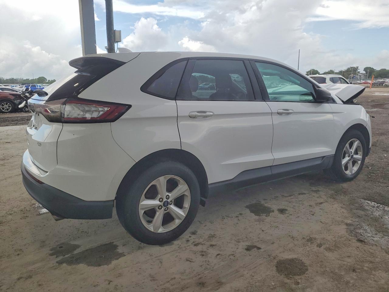 2015 Ford Edge Se - Фото 3