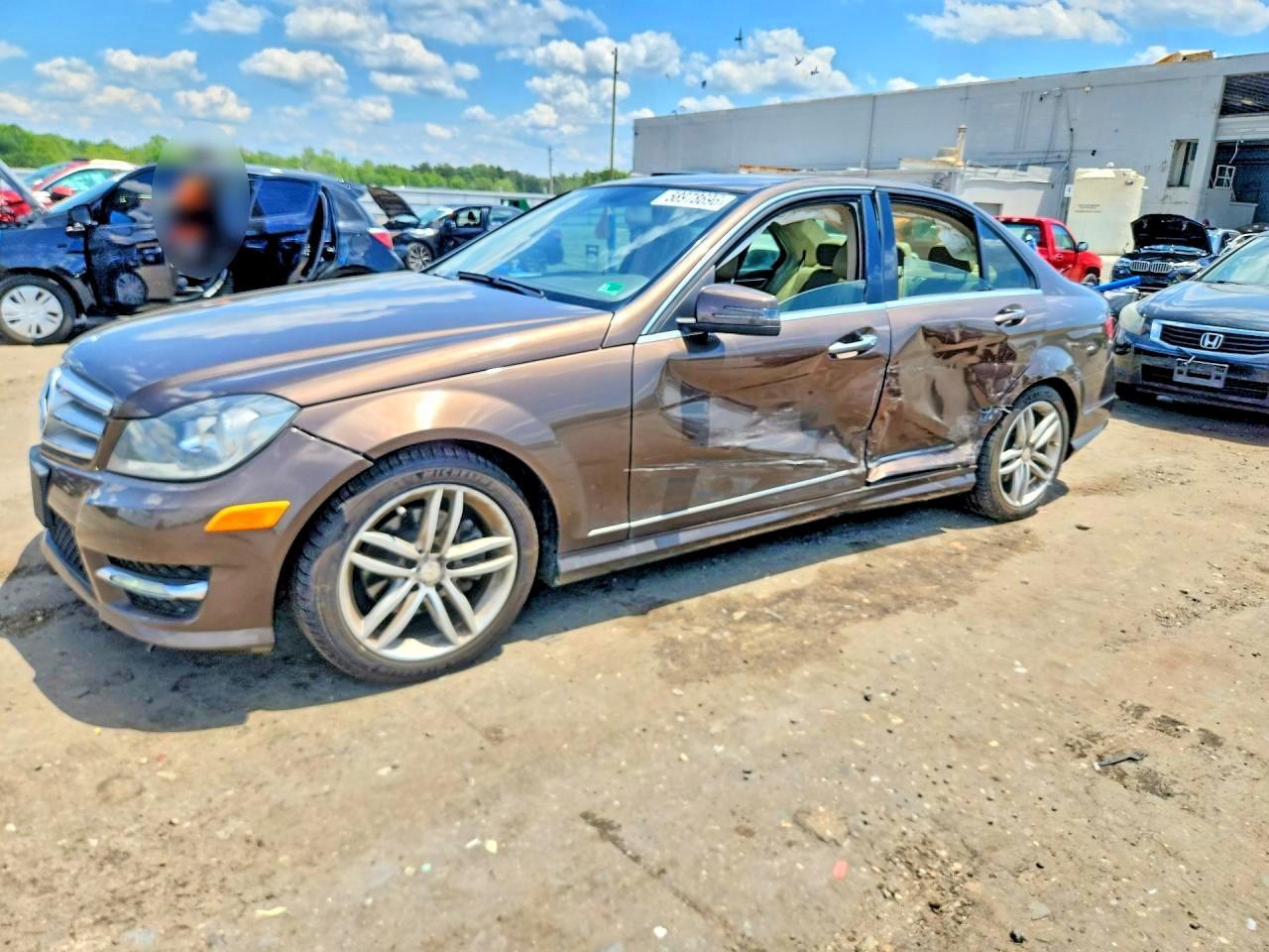 2013 Mercedes-Benz C 250