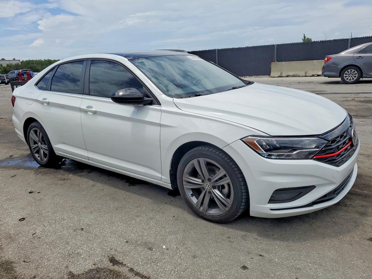 2021 Volkswagen Jetta S - Фото 4