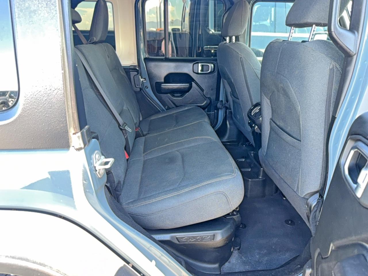 2024 Jeep Wrangler 4Xe - Фото 6