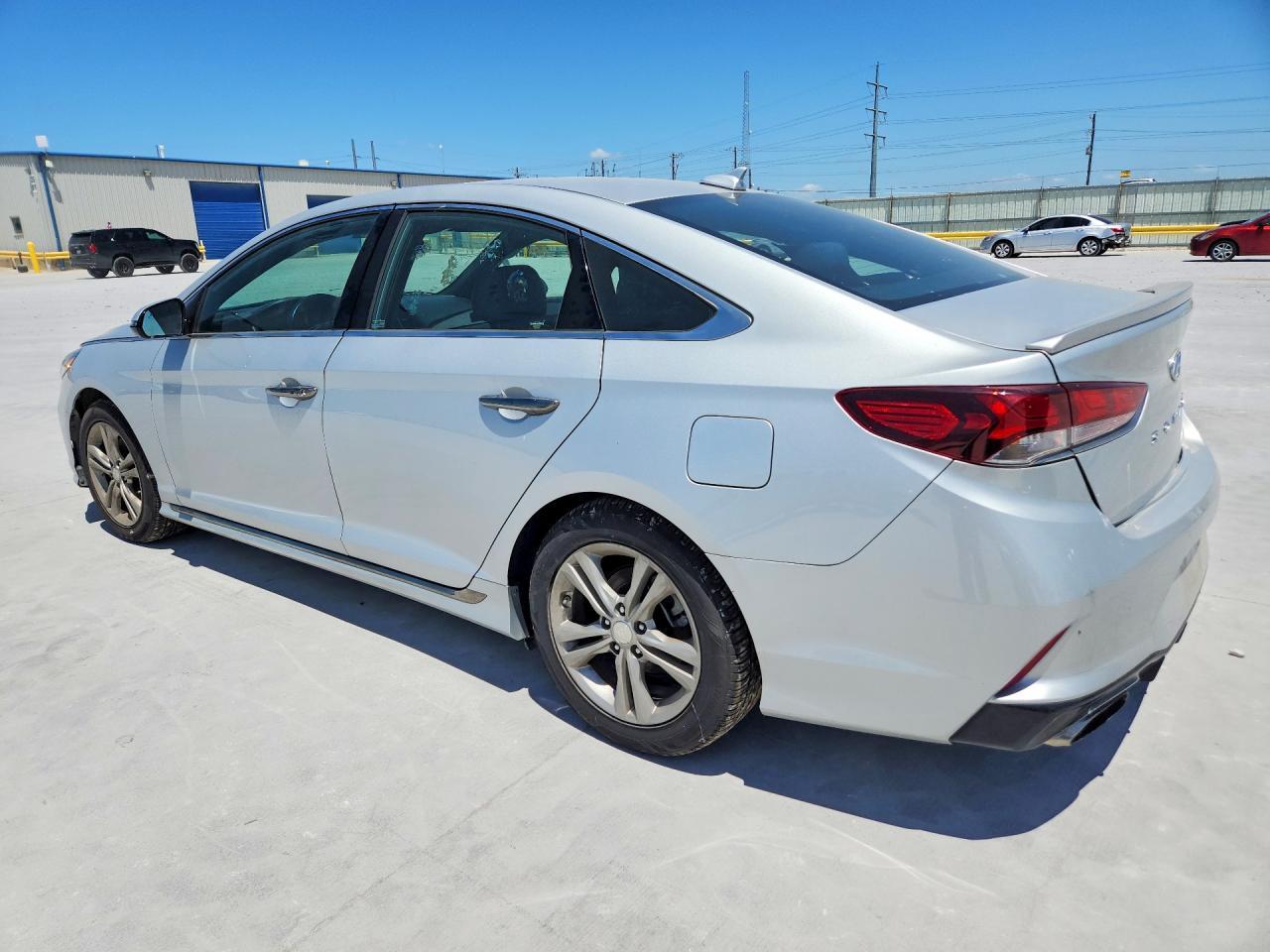 2018 Hyundai Sonata Sport - Фото 2