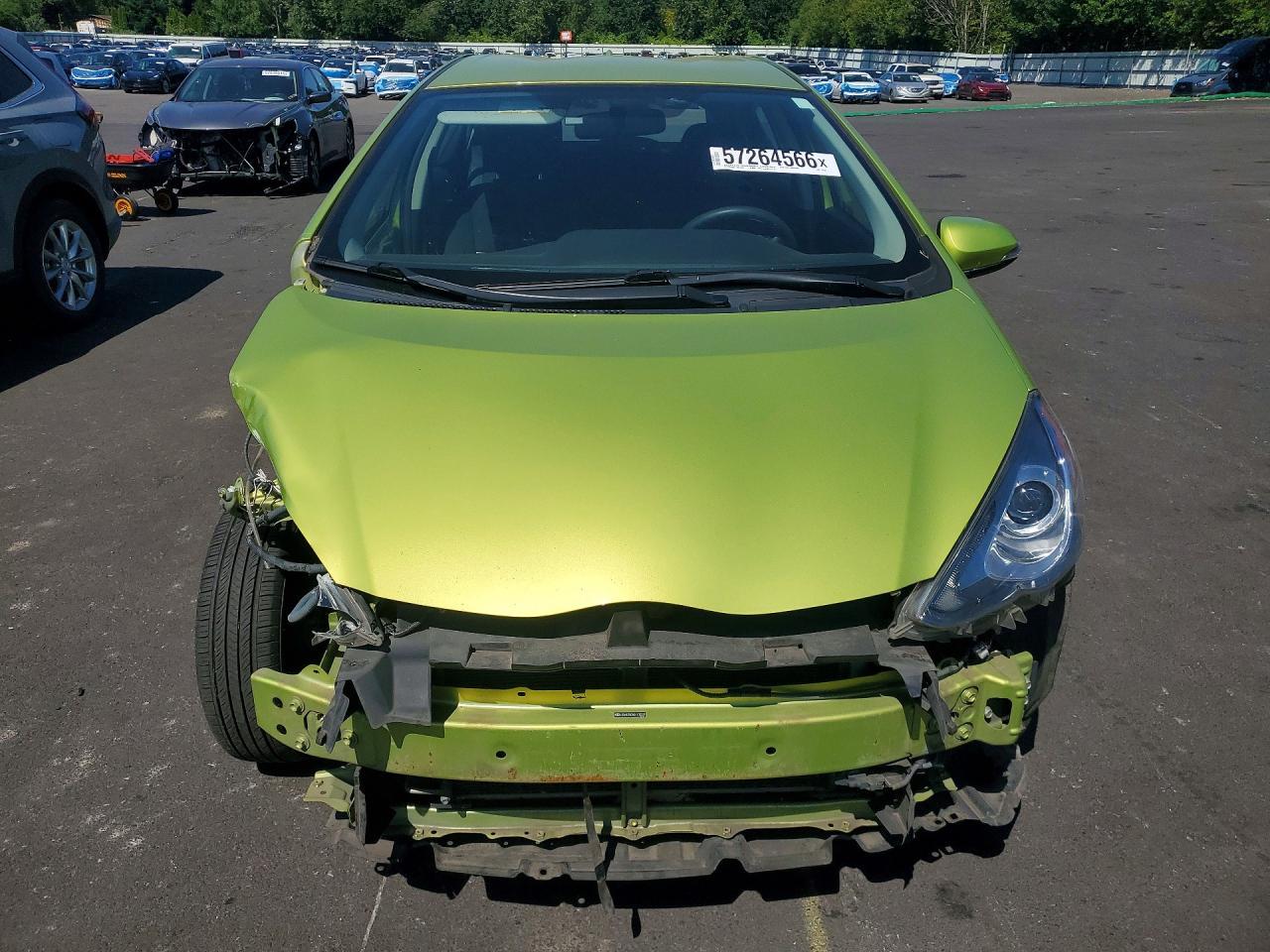 2016 Toyota Prius C Two - Image 5