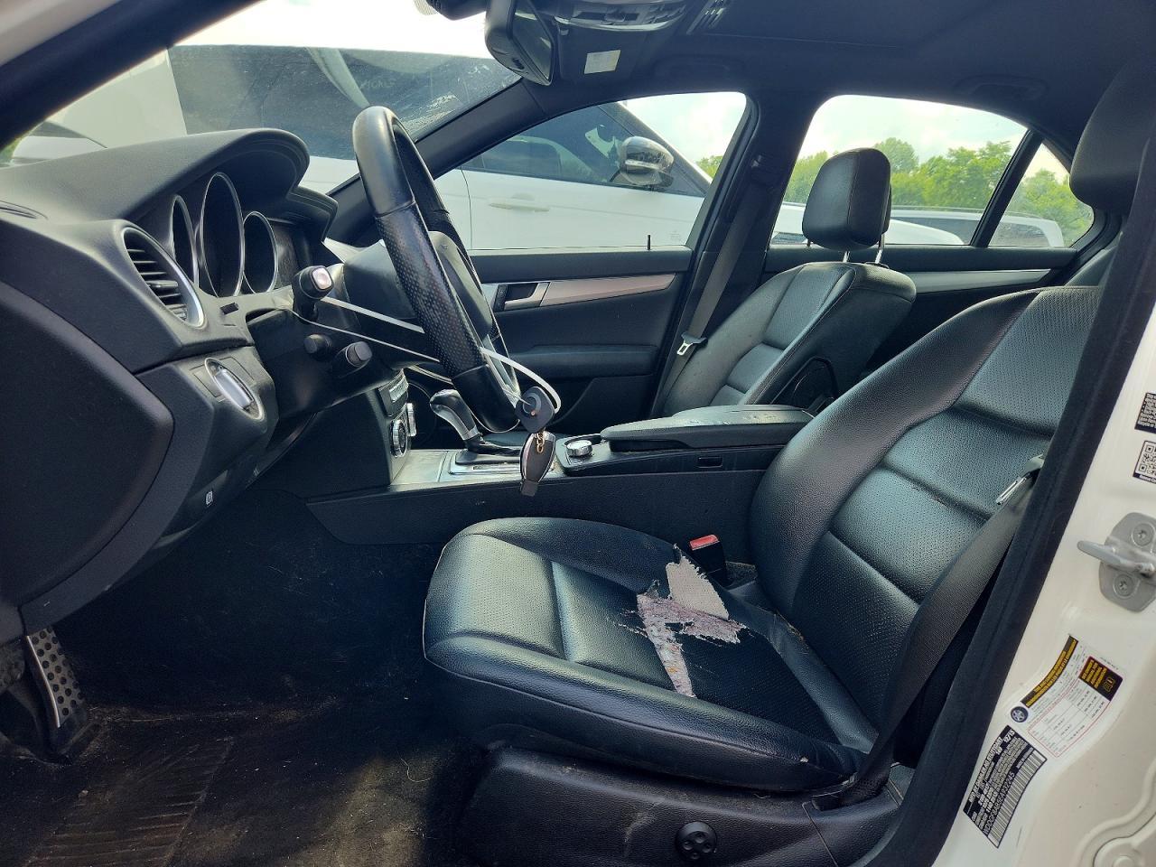 2014 Mercedes-Benz C 300 4Matic - Image 7