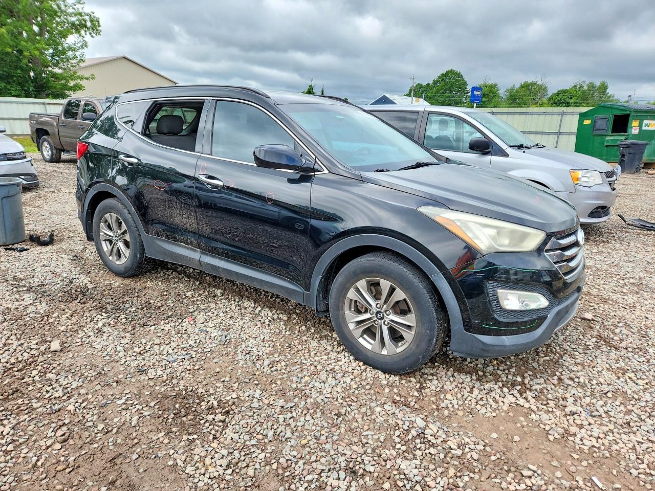 2015 Hyundai Santa Fe Sport 2.4L - Image 4
