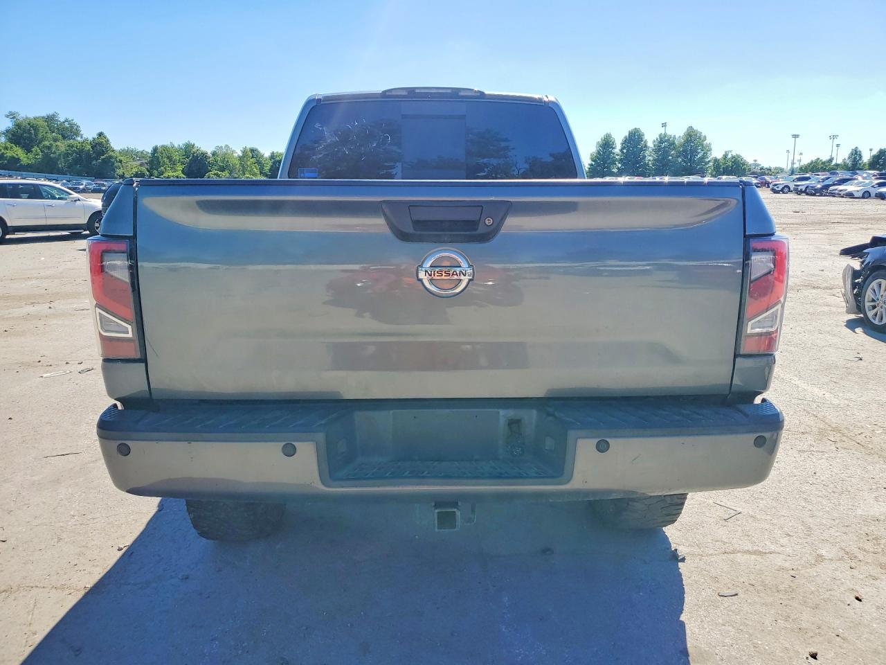 2016 Nissan Titan Xd Pro-4X - Фото 6