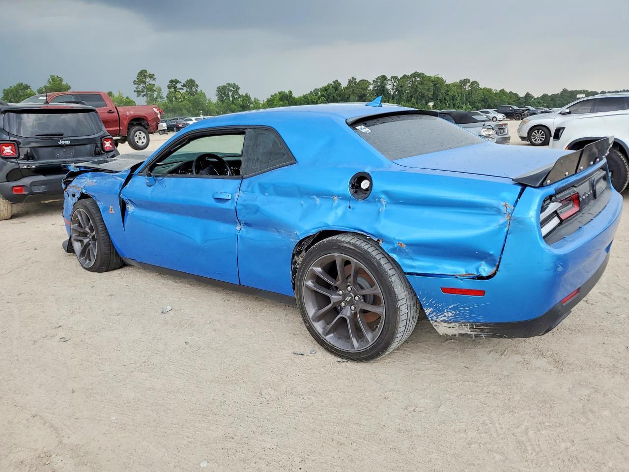 2023 Dodge Challenger R - Фото 2