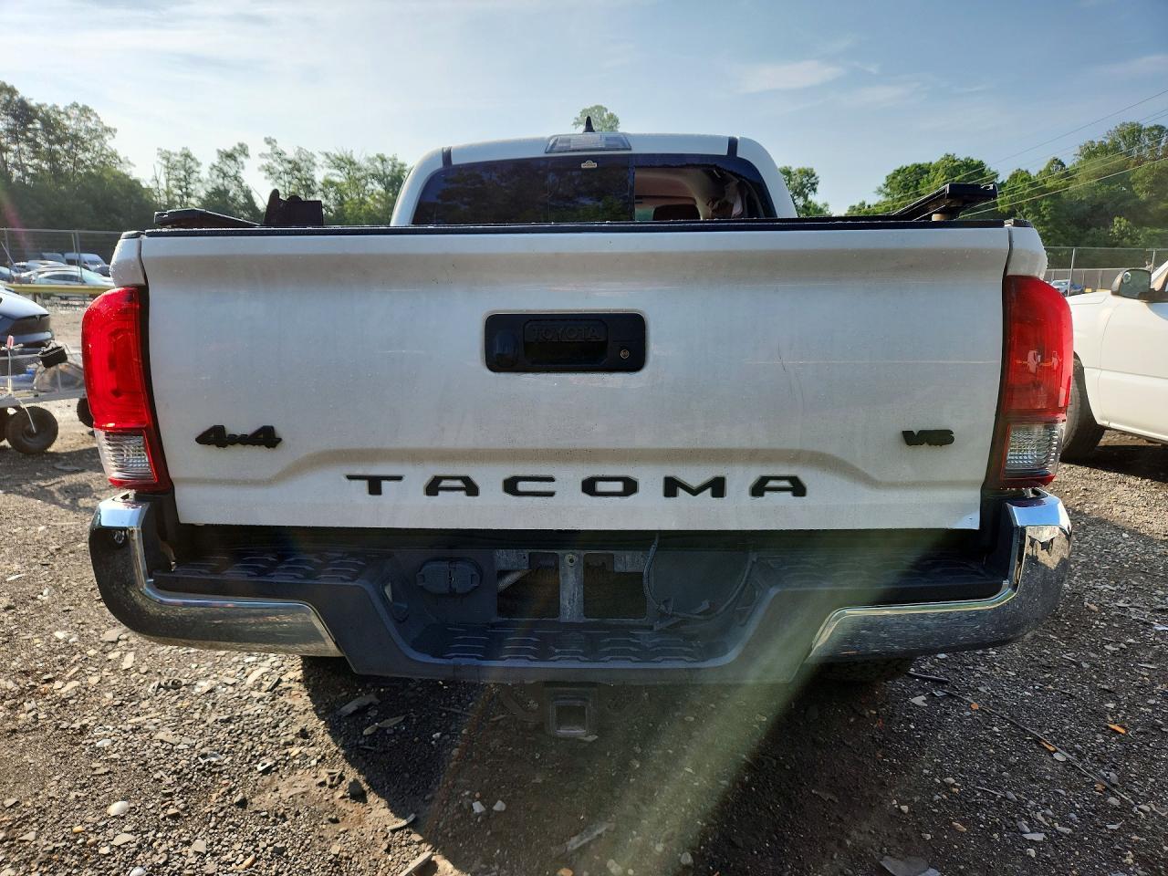 2021 Toyota Tacoma Sr5 V6 - Image 6