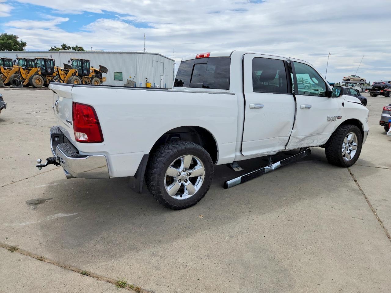 2018 Ram 1500 Slt - Image 3