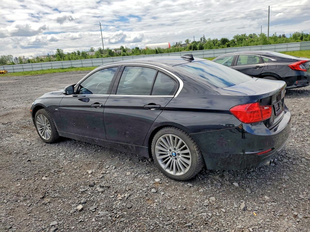 2013 BMW 328 Xi - Фото 2