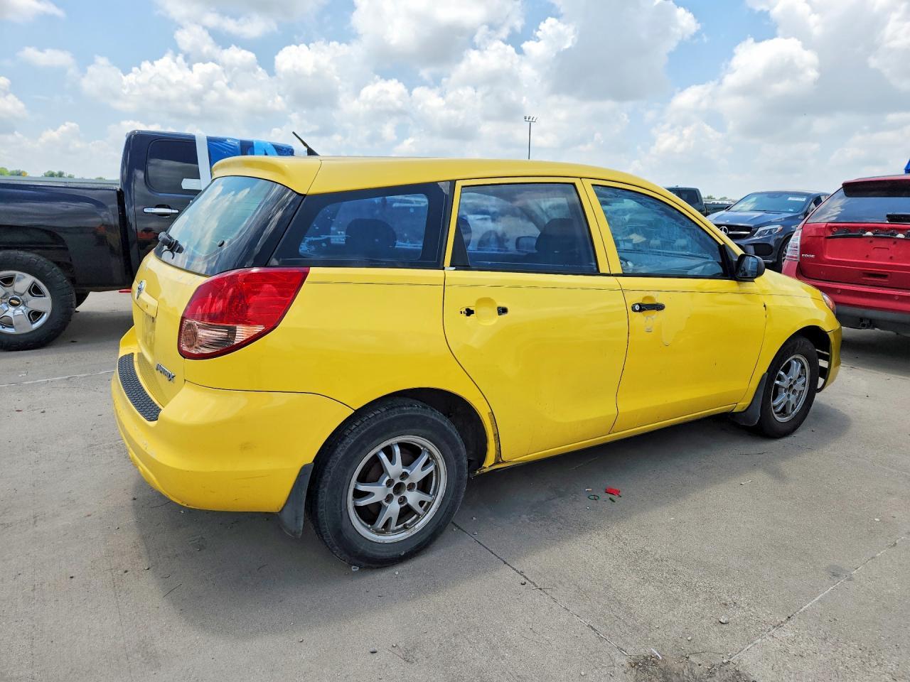 2004 Toyota Matrix Base - Фото 3