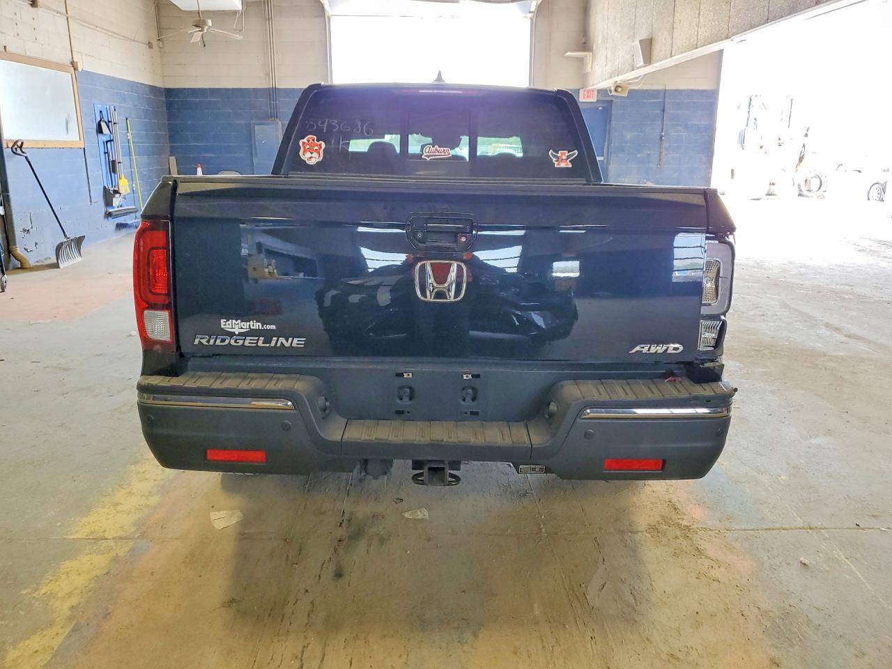 2019 Honda Ridgeline Black Edition - Фото 6