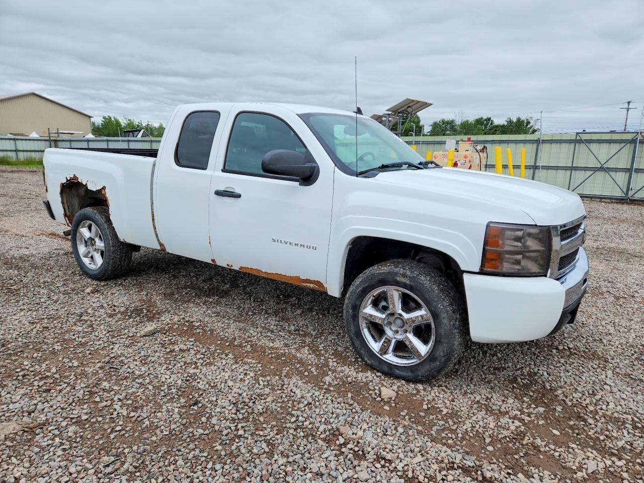 2011 Chevrolet Silverado K1500 Ls - Image 4
