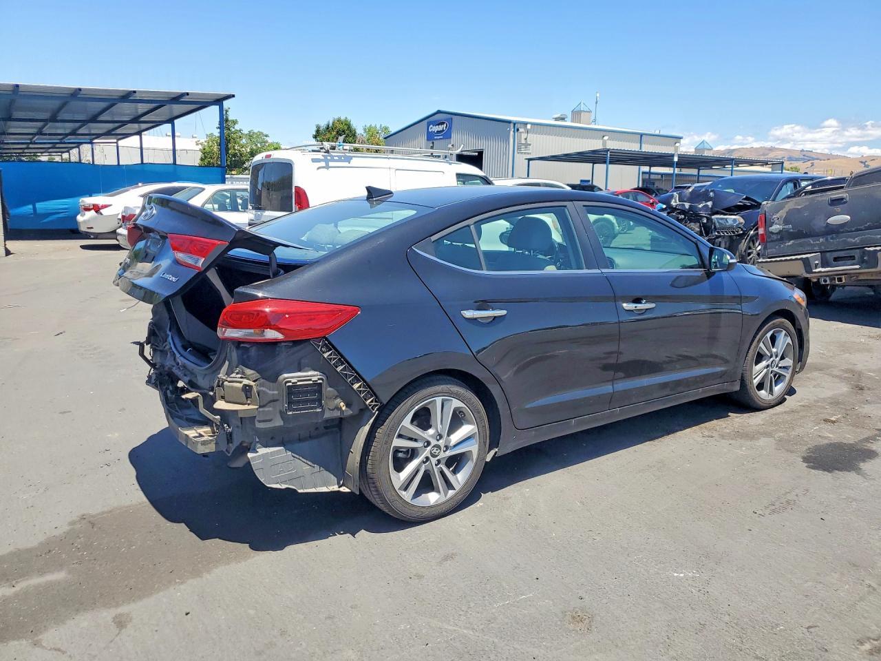 2017 Hyundai Elantra Limited - Фото 3