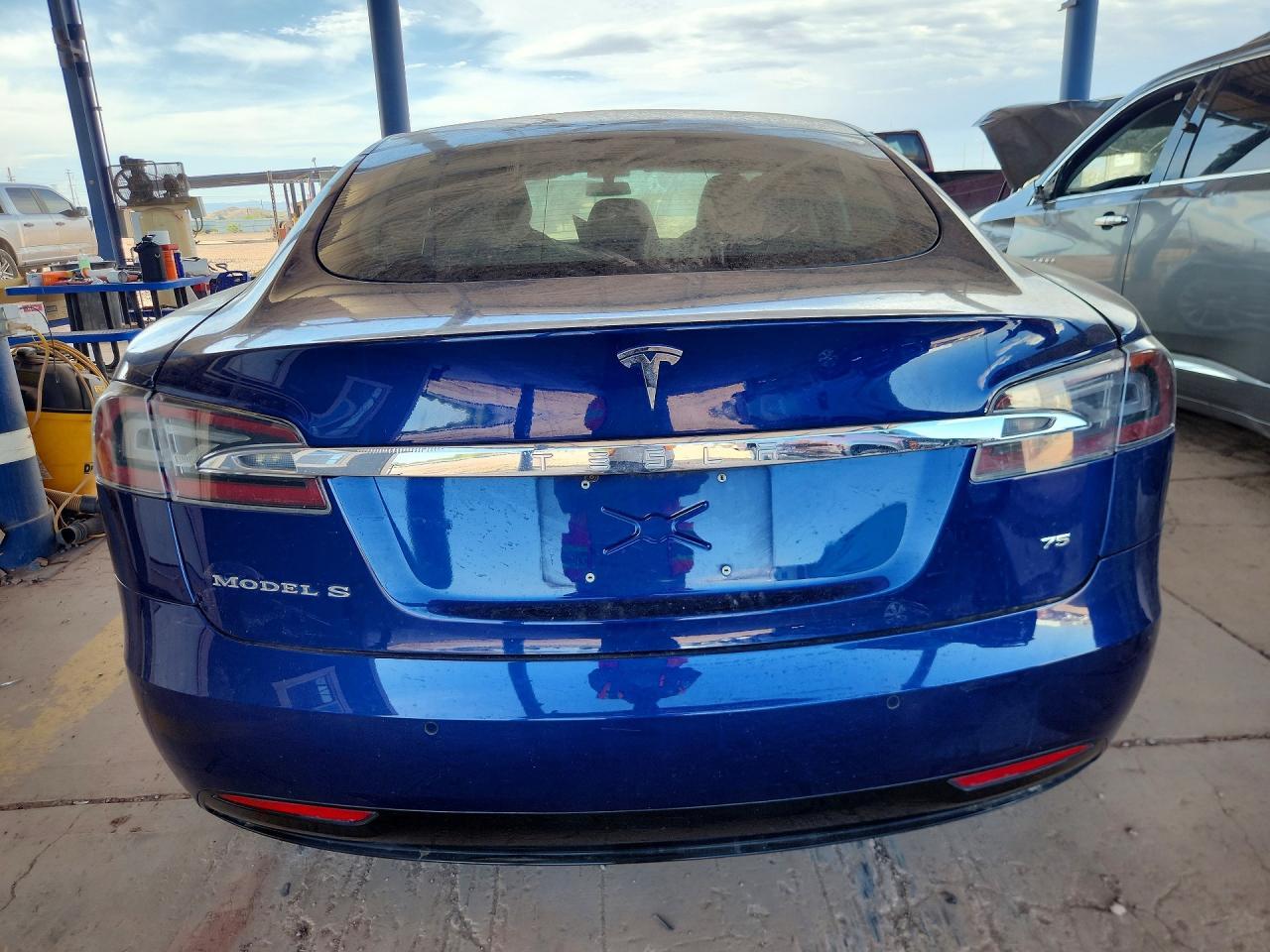 2017 Tesla Model S - Image 6