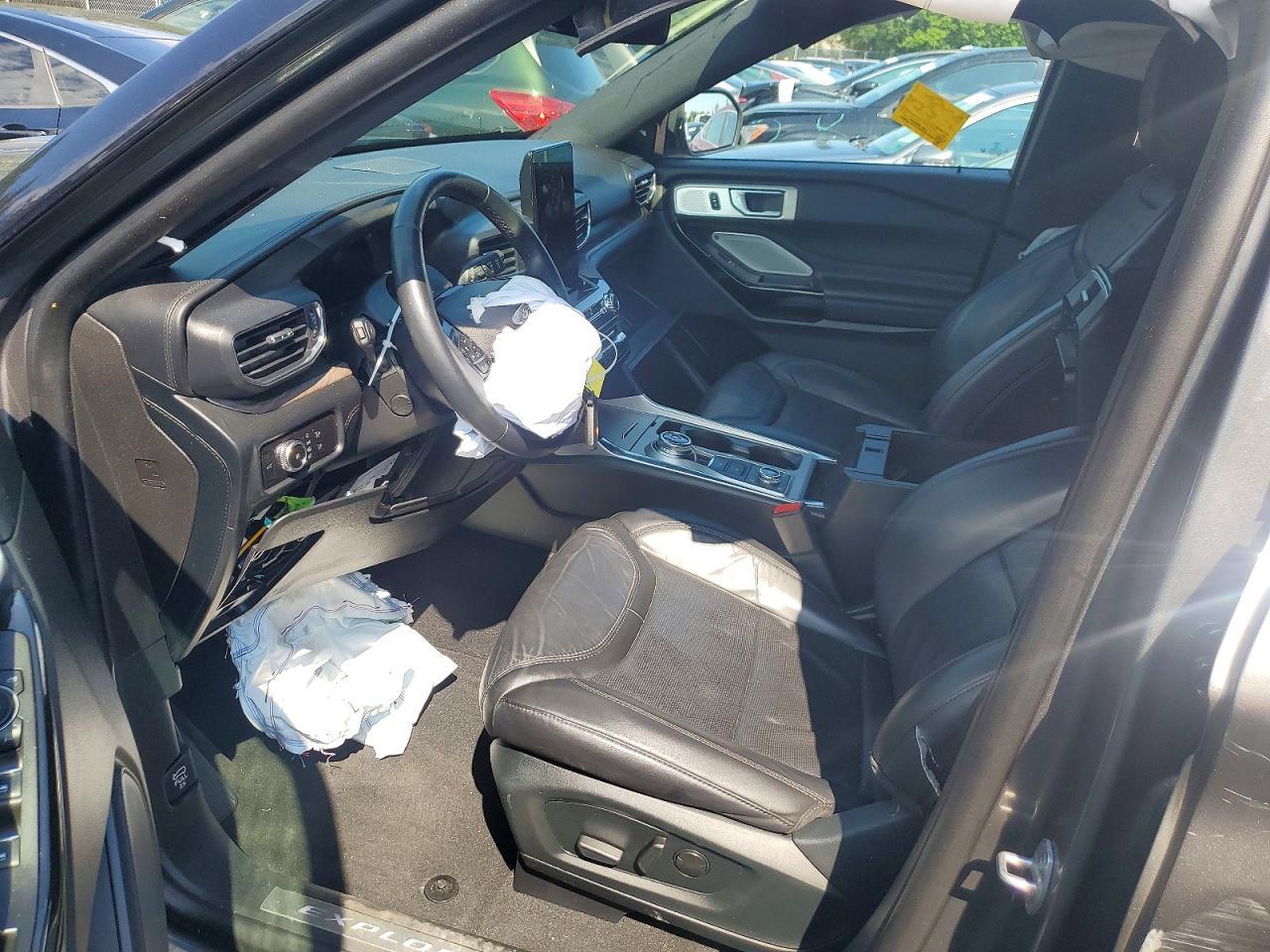 2023 Ford Explorer Platinum - Фото 7