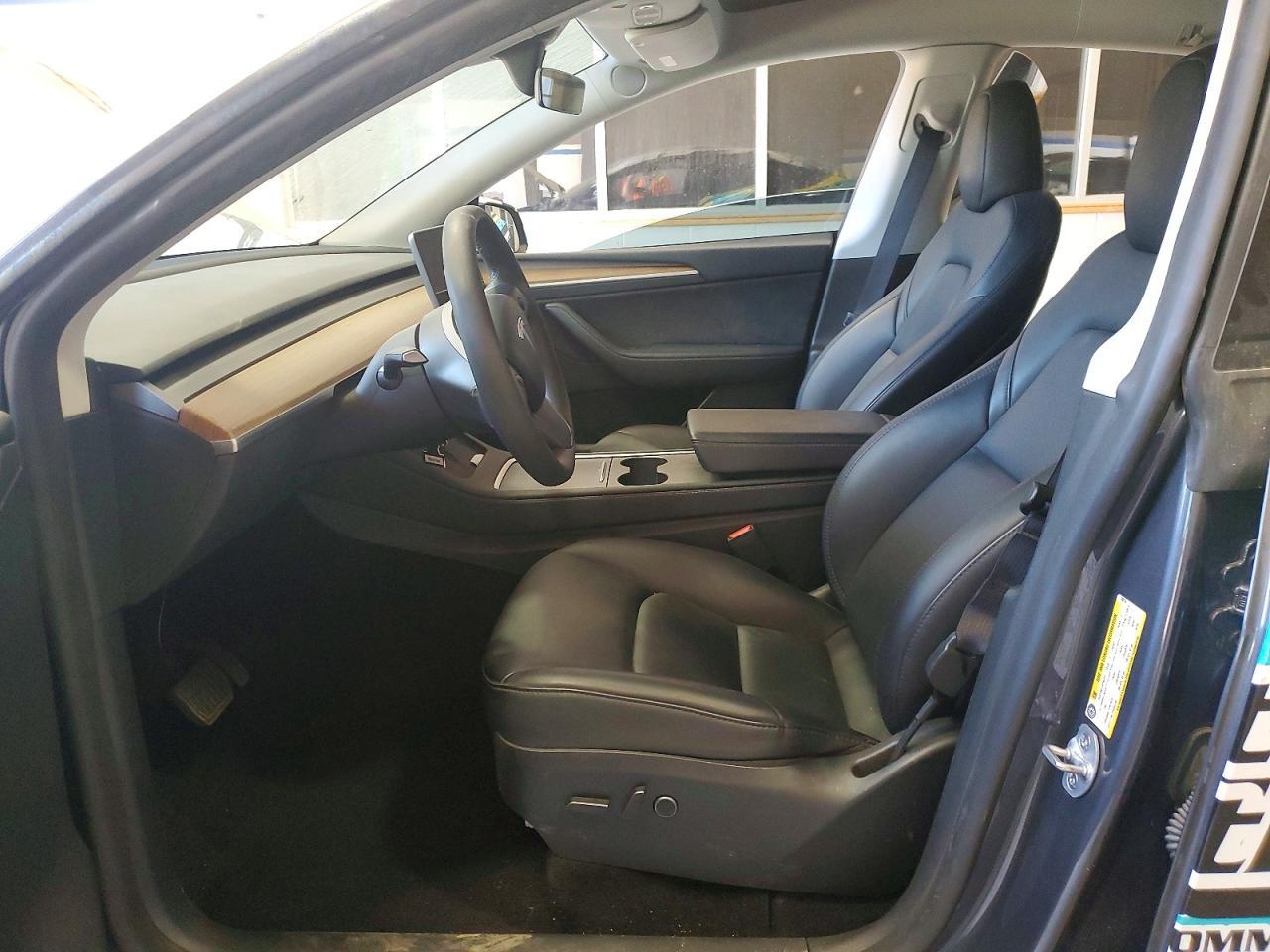 2023 Tesla Model Y - Image 7