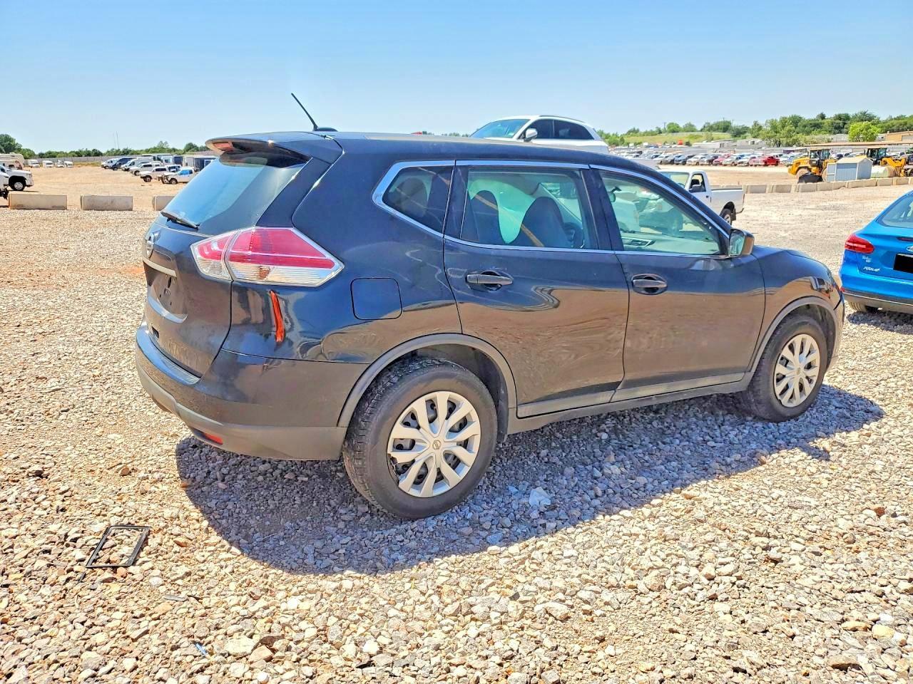 2016 Nissan Rogue S - Фото 3