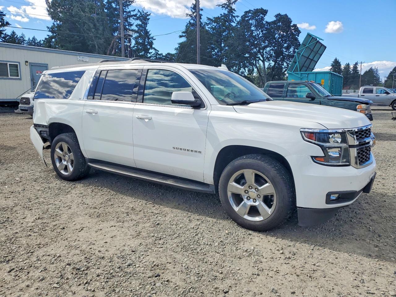 2017 Chevrolet Suburban K1500 Lt - Фото 4