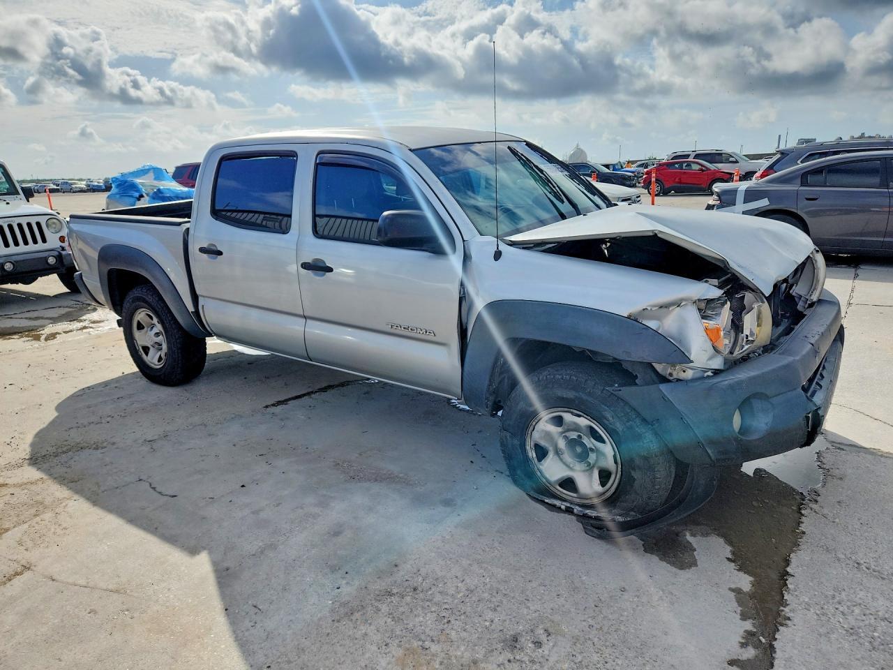 2009 Toyota Tacoma Double Cab Prerunner - Image 4