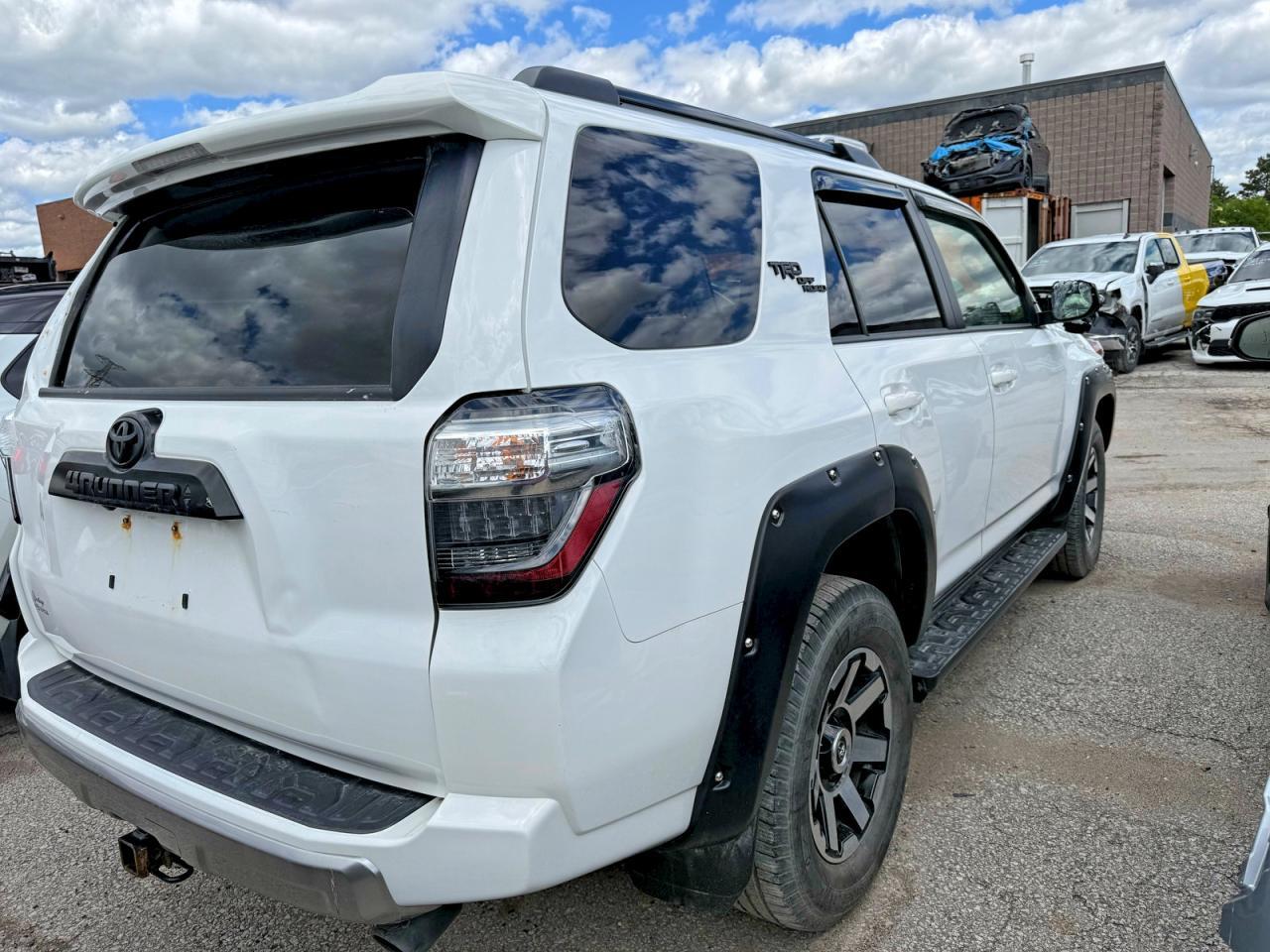 2023 Toyota 4Runner Trd Off-Road - Фото 4