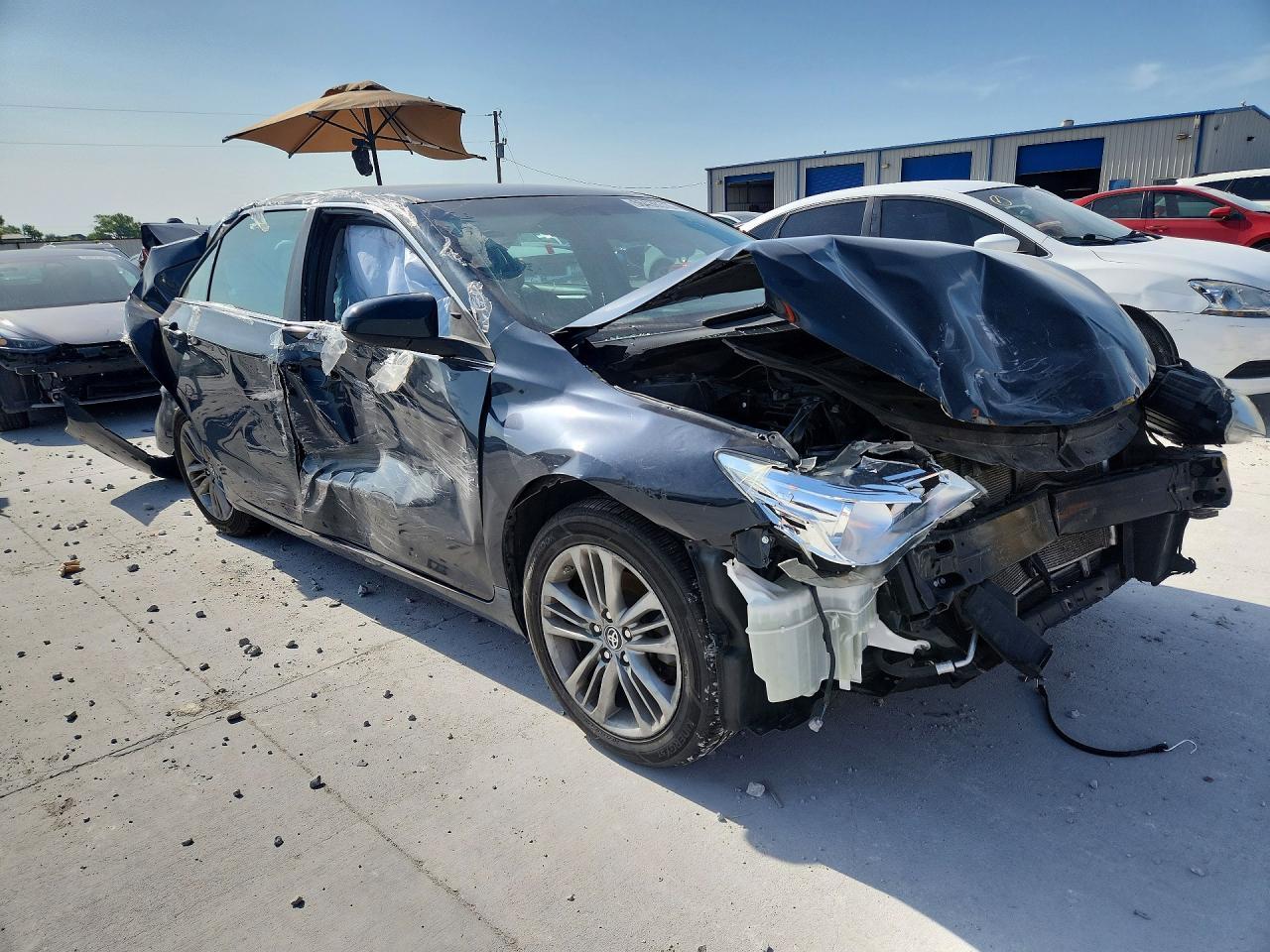 2017 Toyota Camry Se - Image 4
