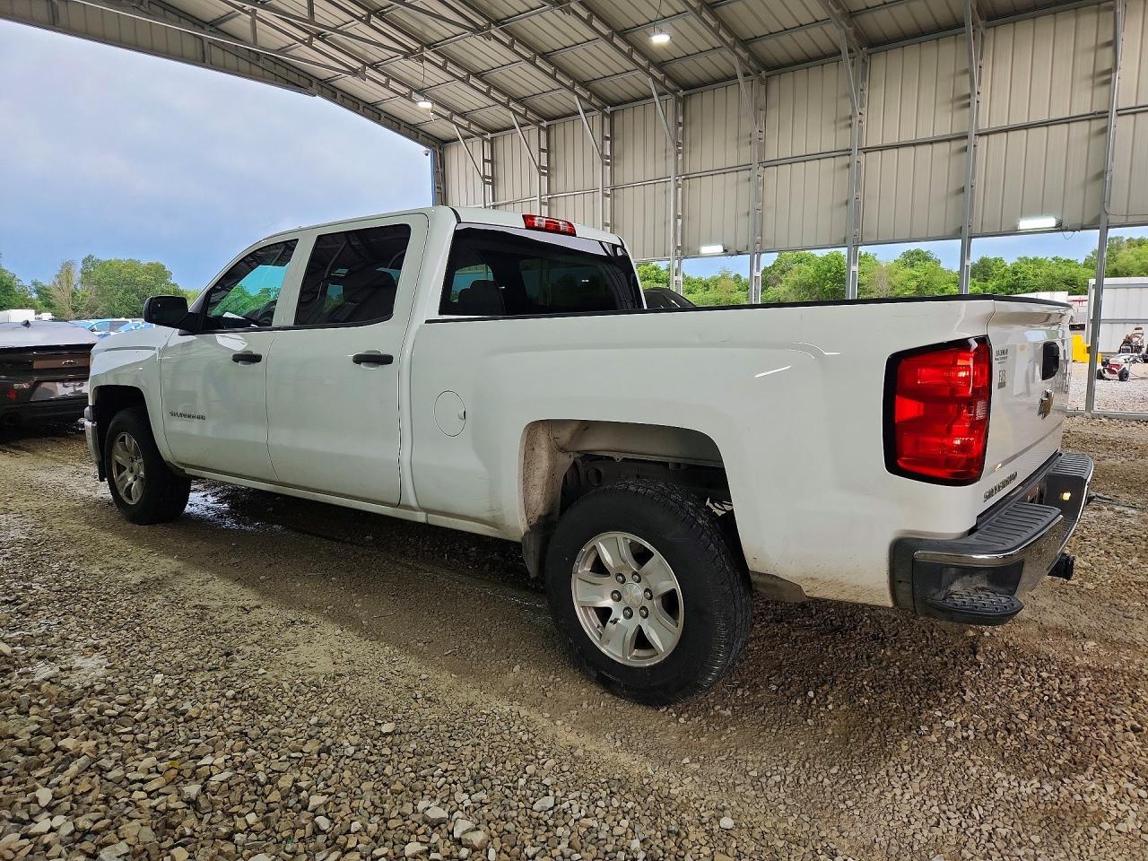 2015 Chevrolet Silverado C1500 - Image 2
