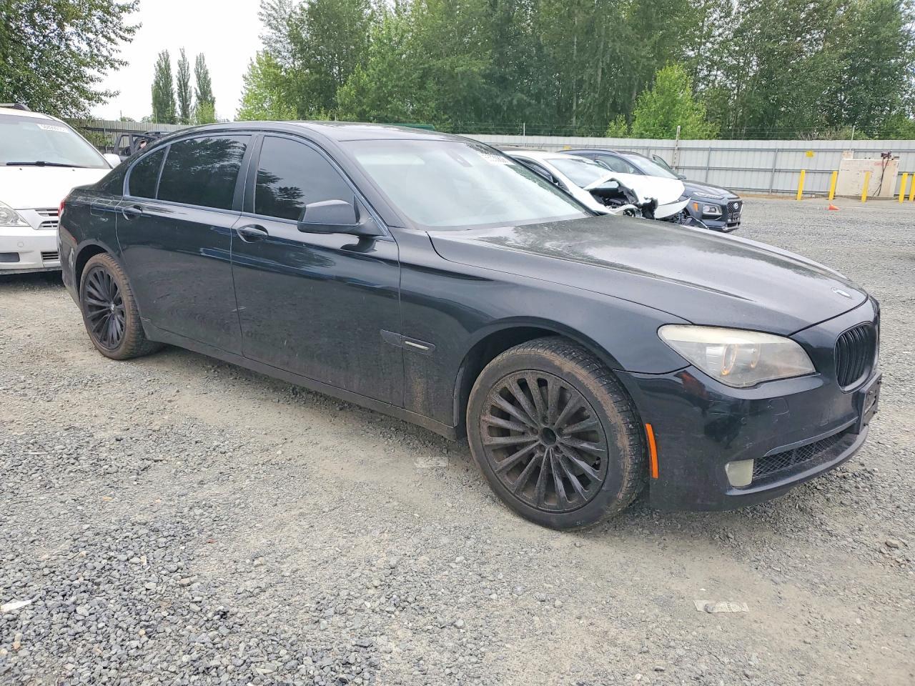 2012 BMW 740 Li - Image 4