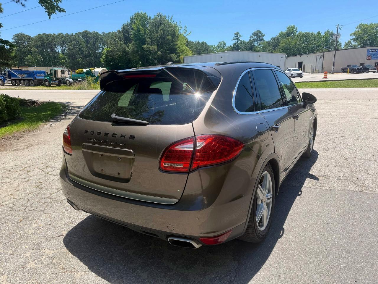 2012 Porsche Cayenne S Hybrid - Фото 4