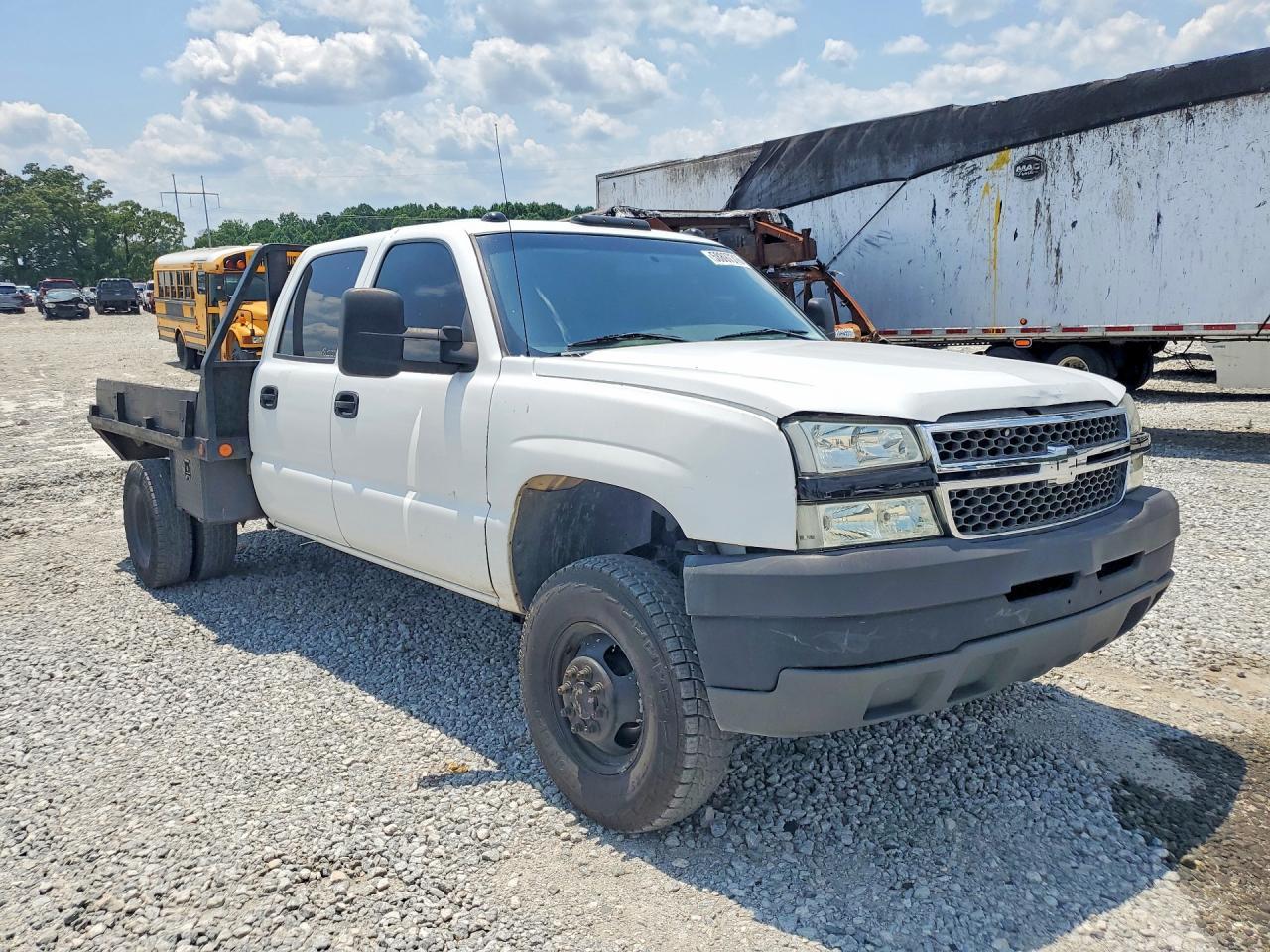 2004 Chevrolet Silverado K3500 - Фото 4