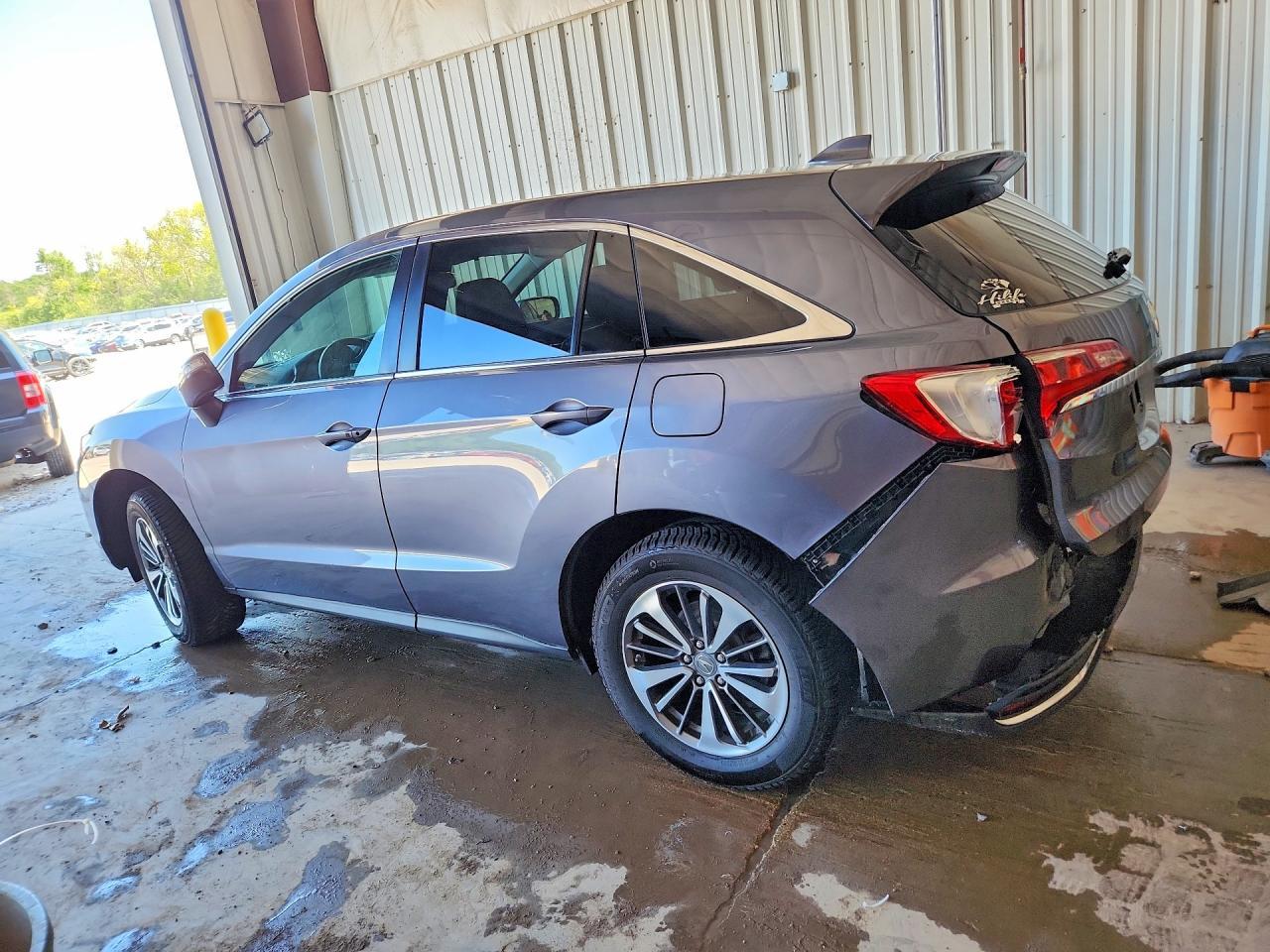 2017 Acura Rdx Advance - Фото 2