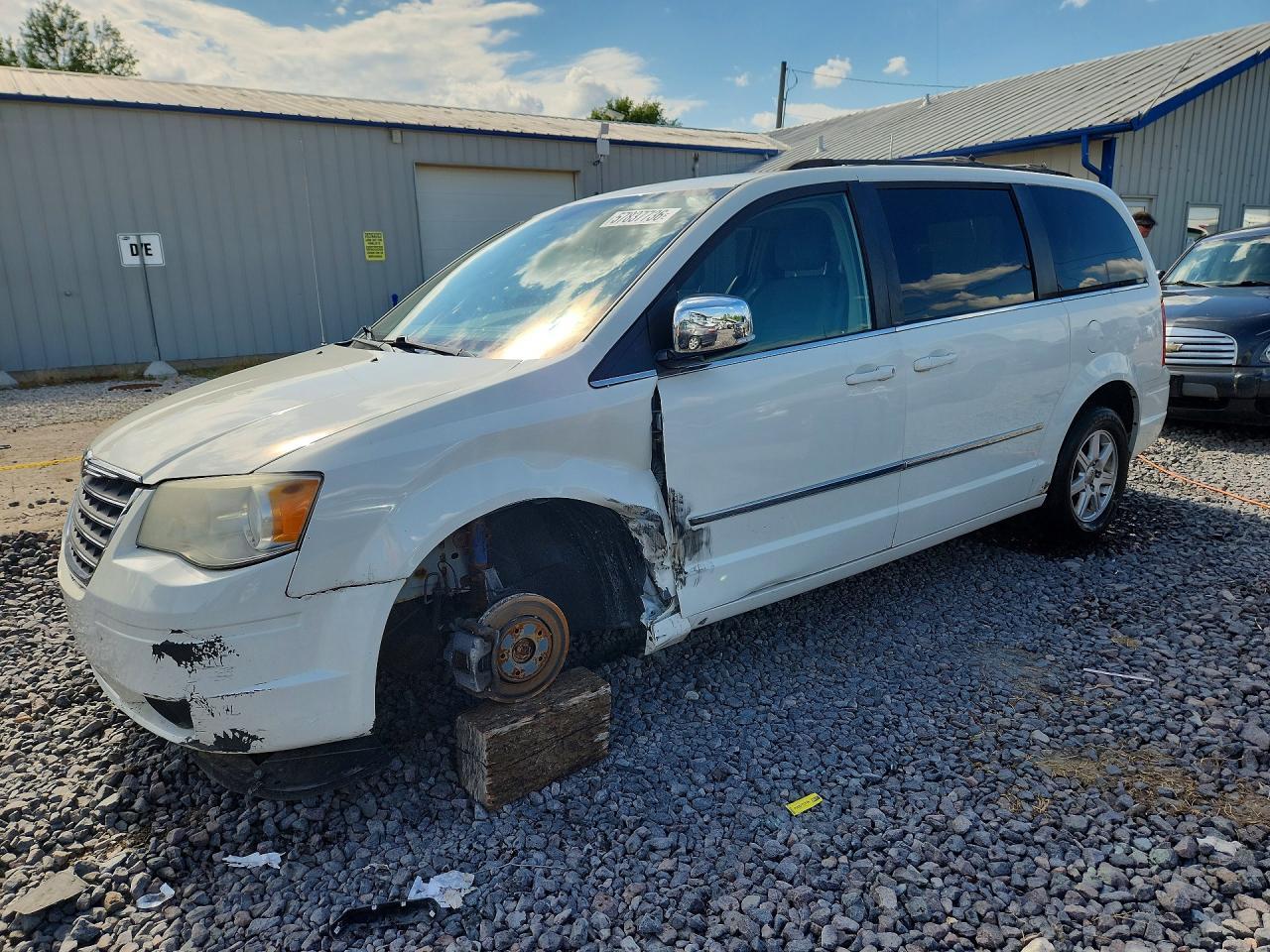 2010 Chrysler Town & Country Touring