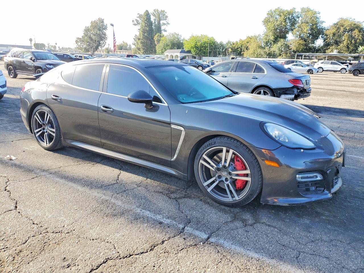 2012 Porsche Panamera Turbo - Фото 4