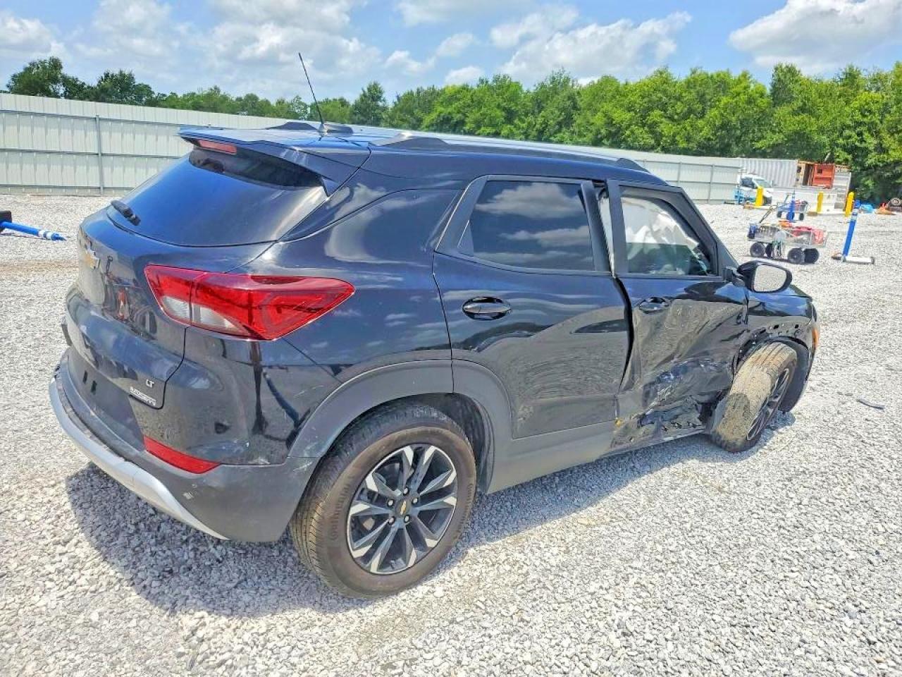 2023 Chevrolet Trailblazer Lt - Image 3