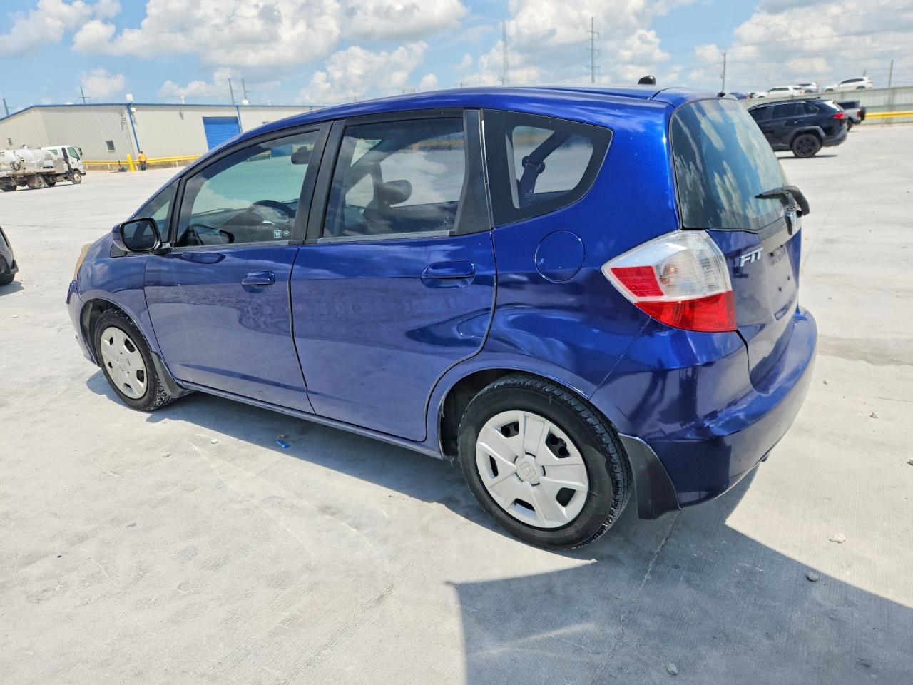 2013 Honda Fit - Фото 2