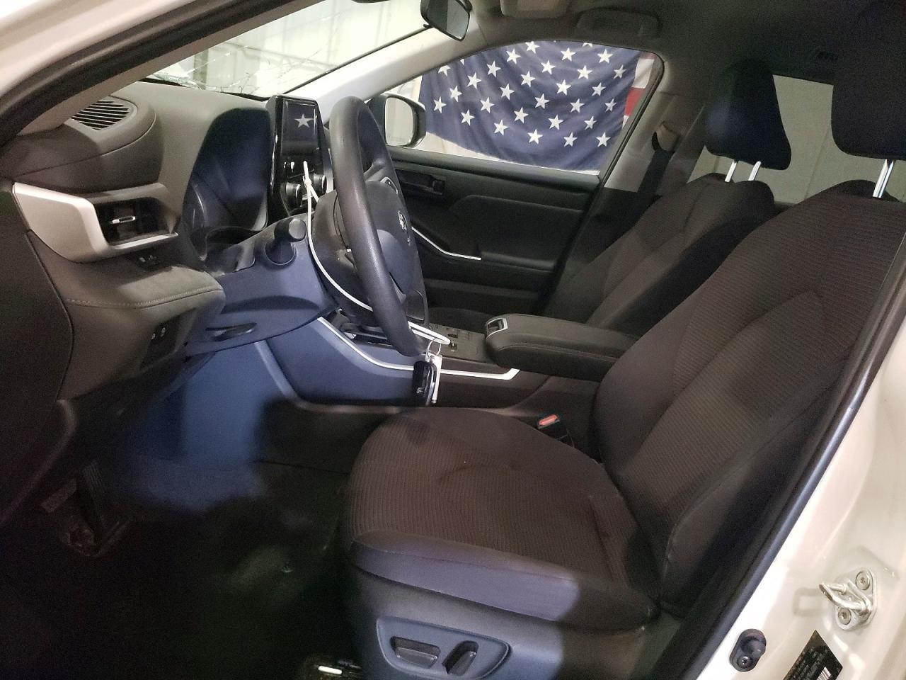 2023 Toyota Highlander L - Фото 7