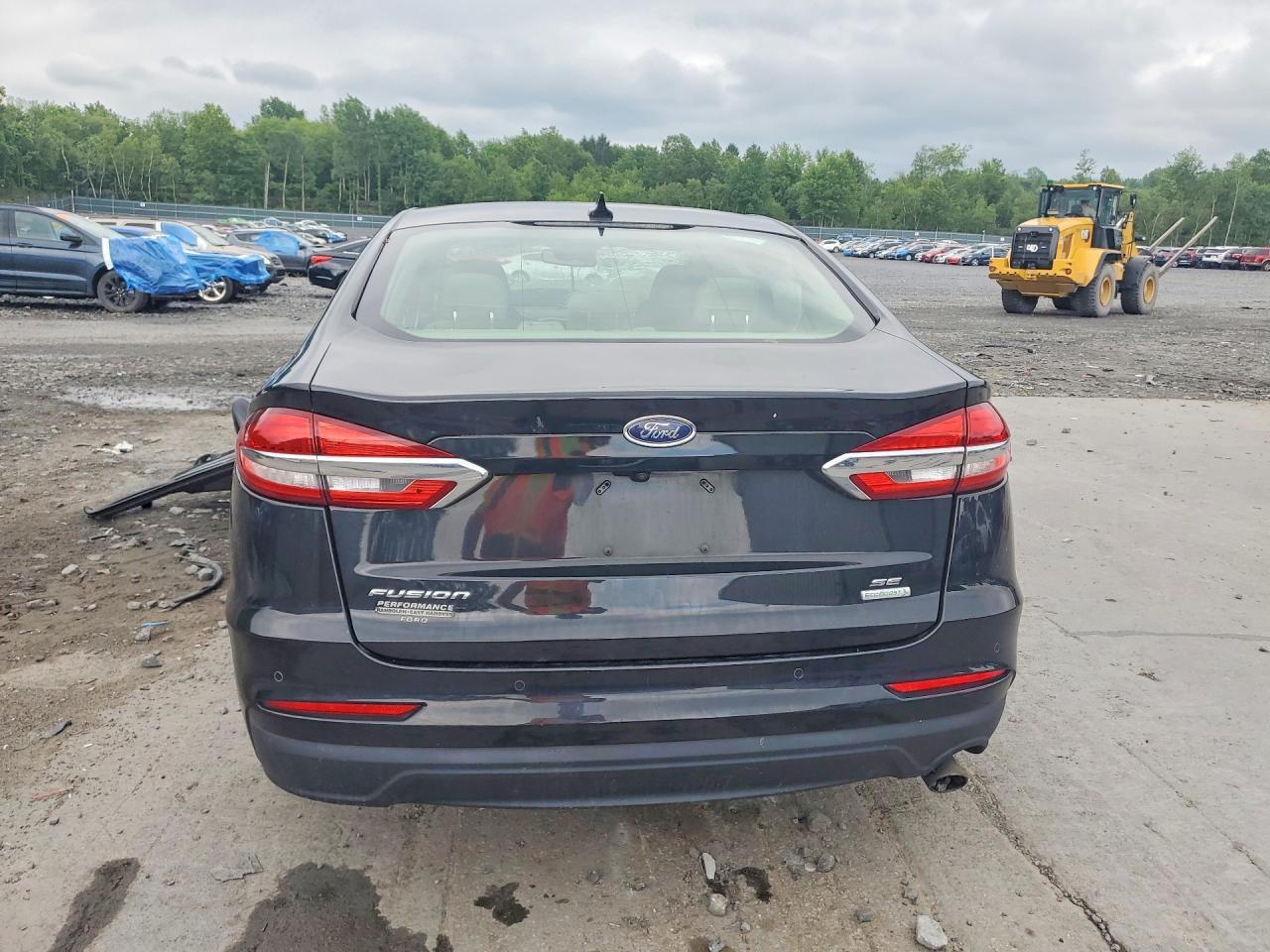 2019 Ford Fusion Se - Фото 6