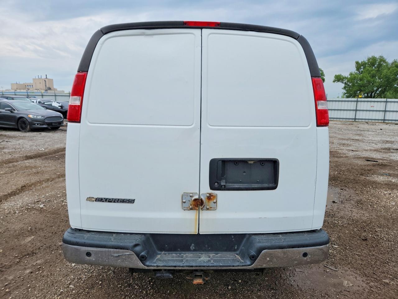 2019 Chevrolet Express G3500 - Фото 6