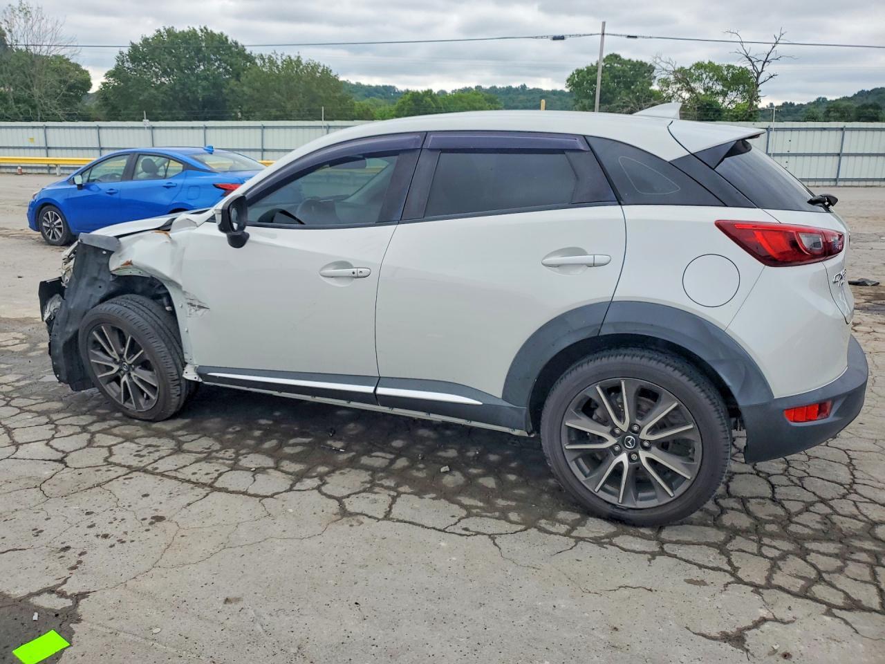 2016 Mazda Cx-3 Grand Touring - Image 2