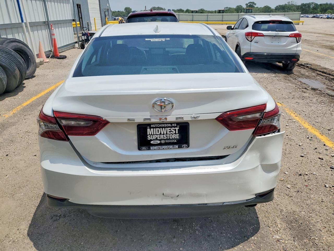 2021 Toyota Camry Xle - Фото 6