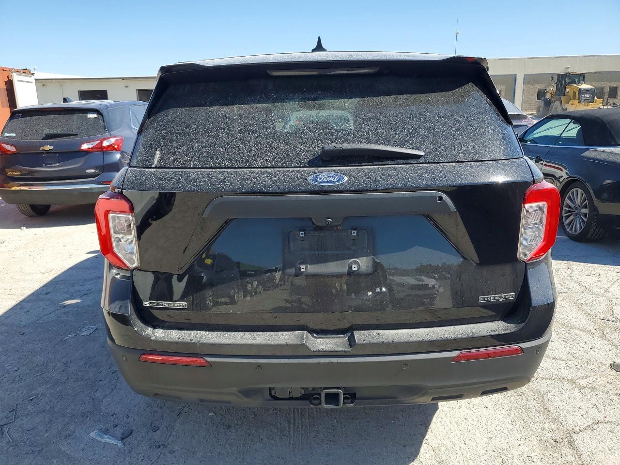 2023 Ford Explorer Police Interceptor - Фото 6