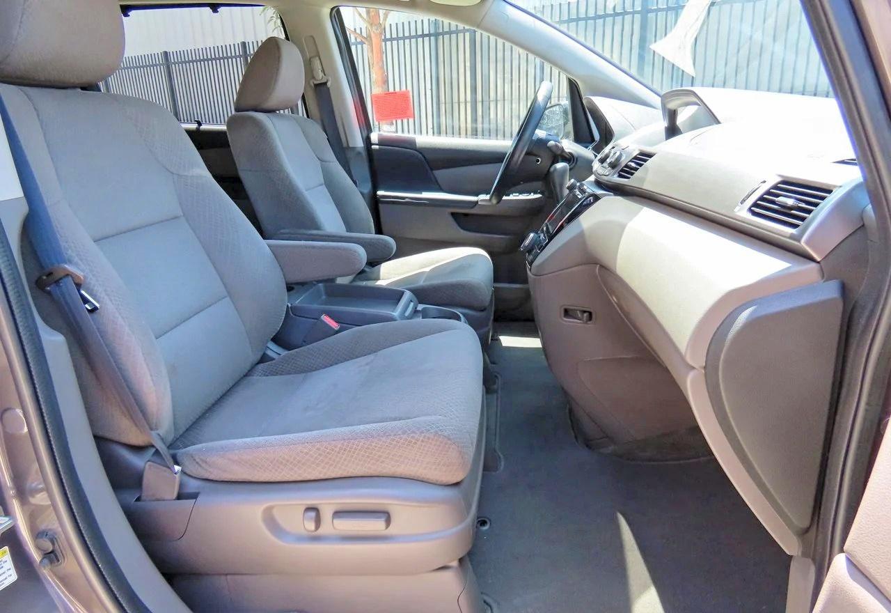 2015 Honda Odyssey Ex - Image 5