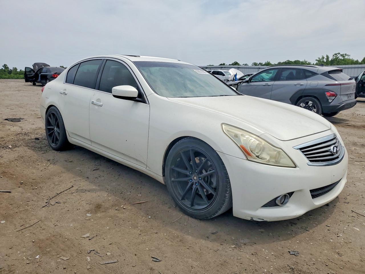 2010 Infiniti G37 Sedan X - Image 4