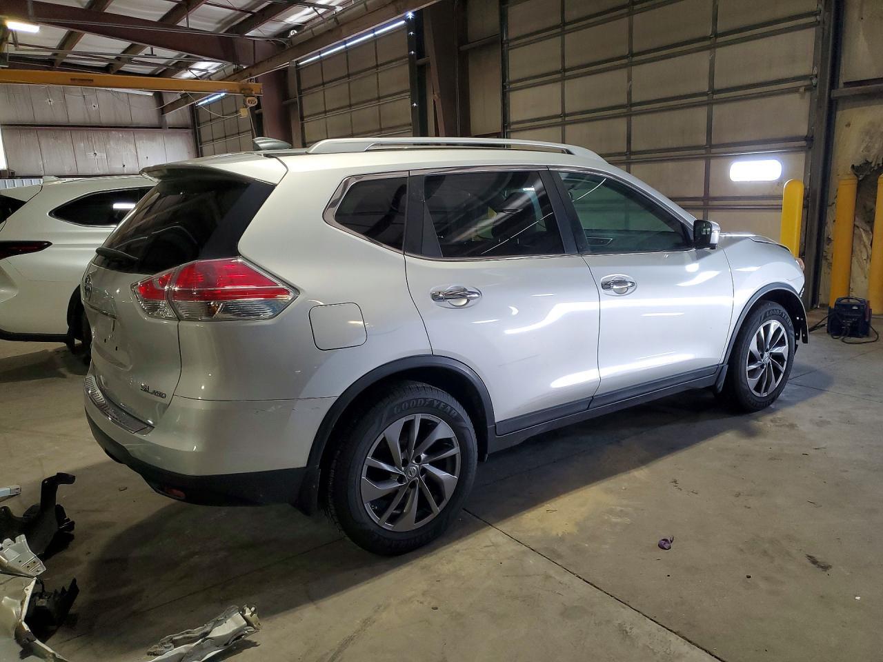 2016 Nissan Rogue Sl - Image 3