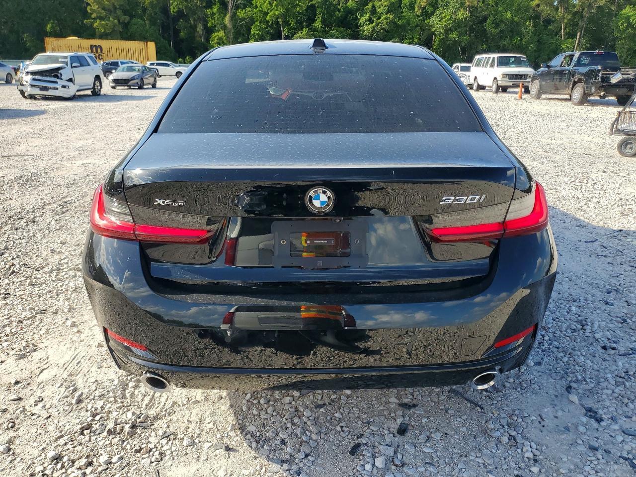 2026 BMW 330Xi - Фото 6