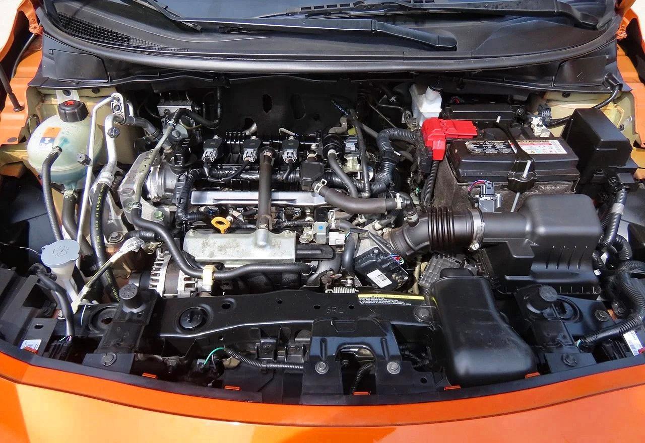2022 Nissan Versa Sr - Фото 7