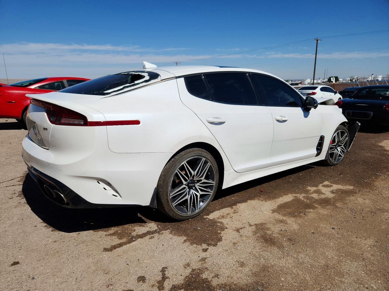 2023 Kia Stinger Gt2 - Image 3