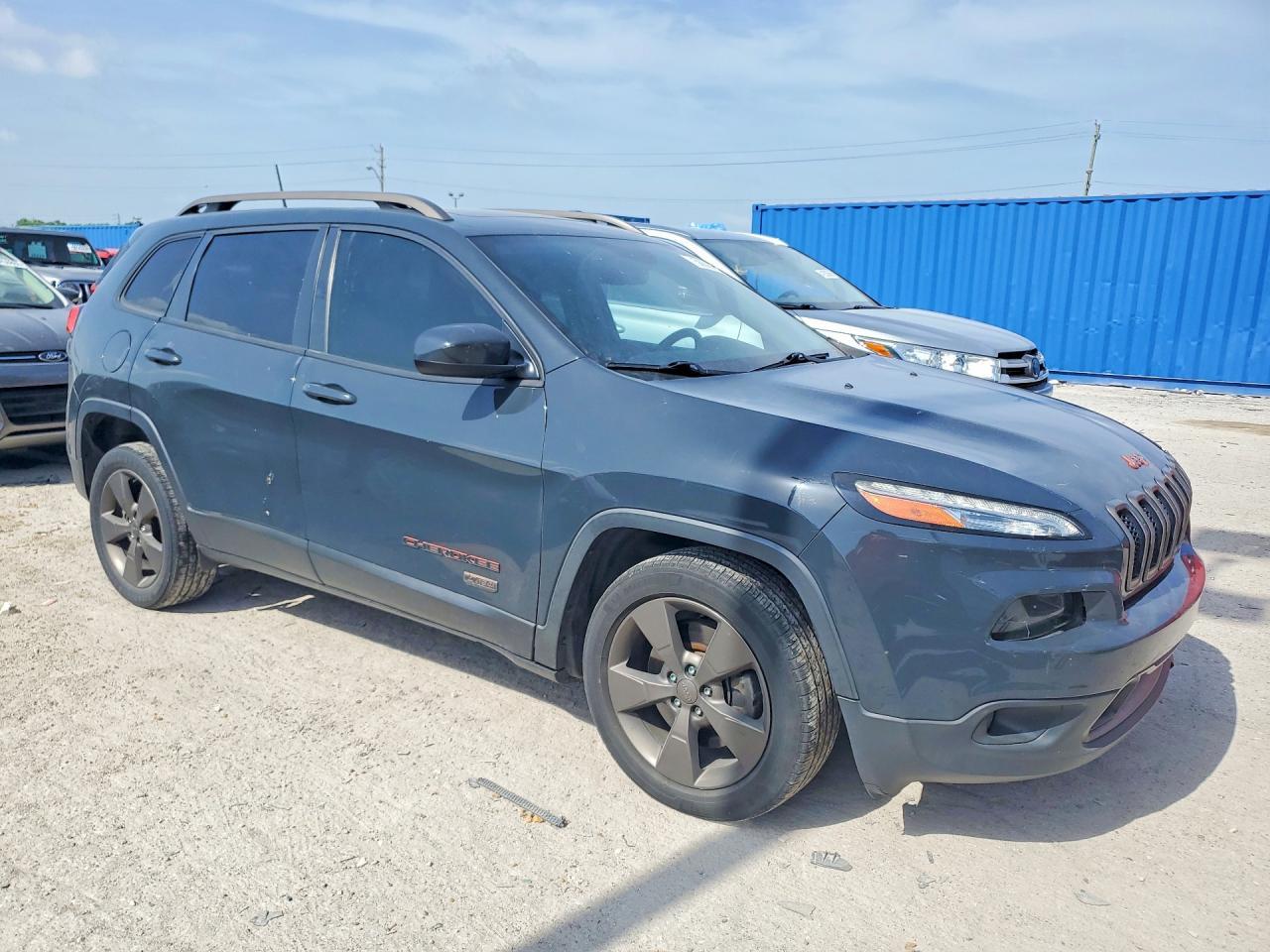 2016 Jeep Cherokee - Image 4