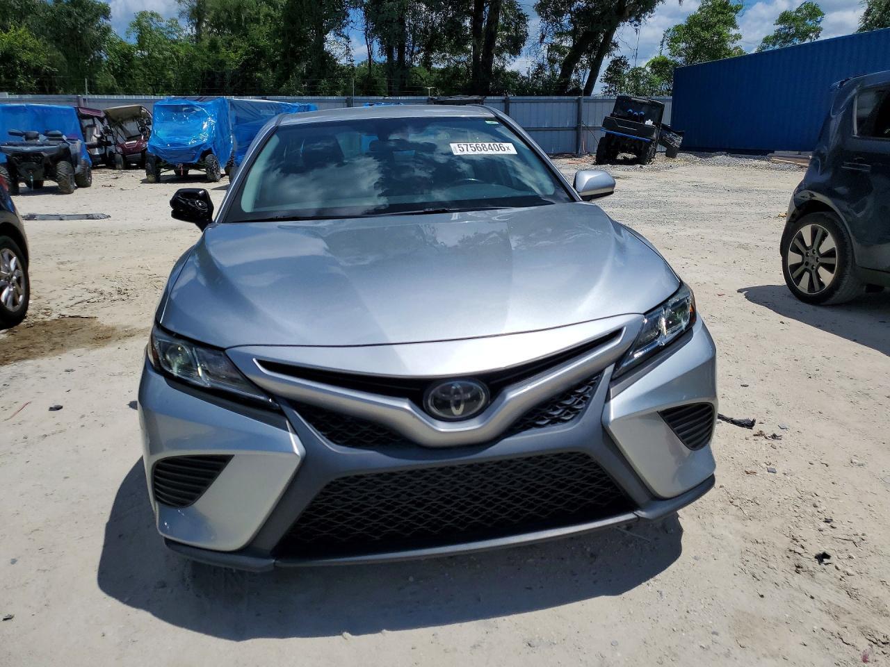 2020 Toyota Camry Se - Image 5